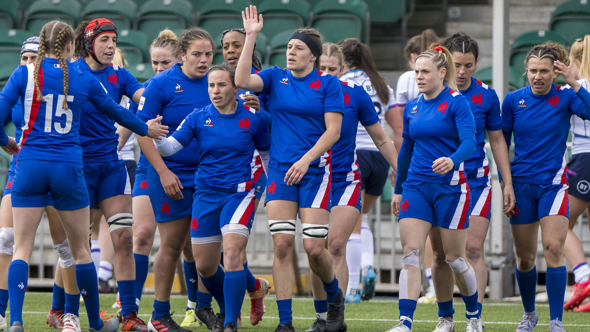 France celebrate scoring a try