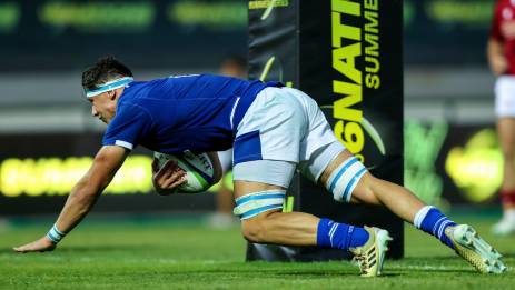 Ross Michael Alwyn Vintcent scores a try Ross Michael Alwyn Vintcent scores a try